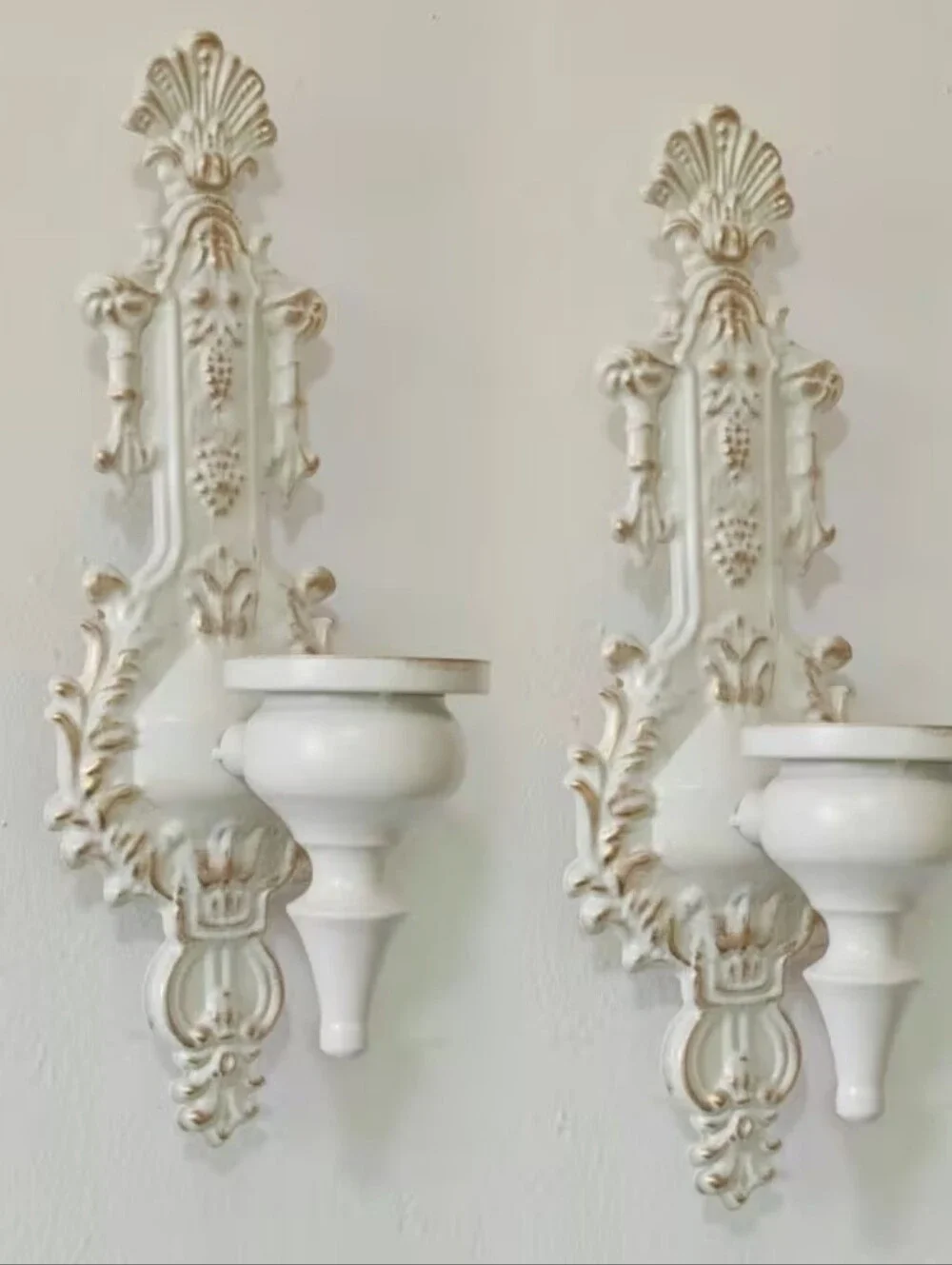Decorative Vintage-Style Wall Sconces in Cream Finish